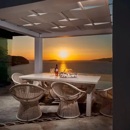 Cavo Ventus Luxury With Heated Infinity Pool Villa *